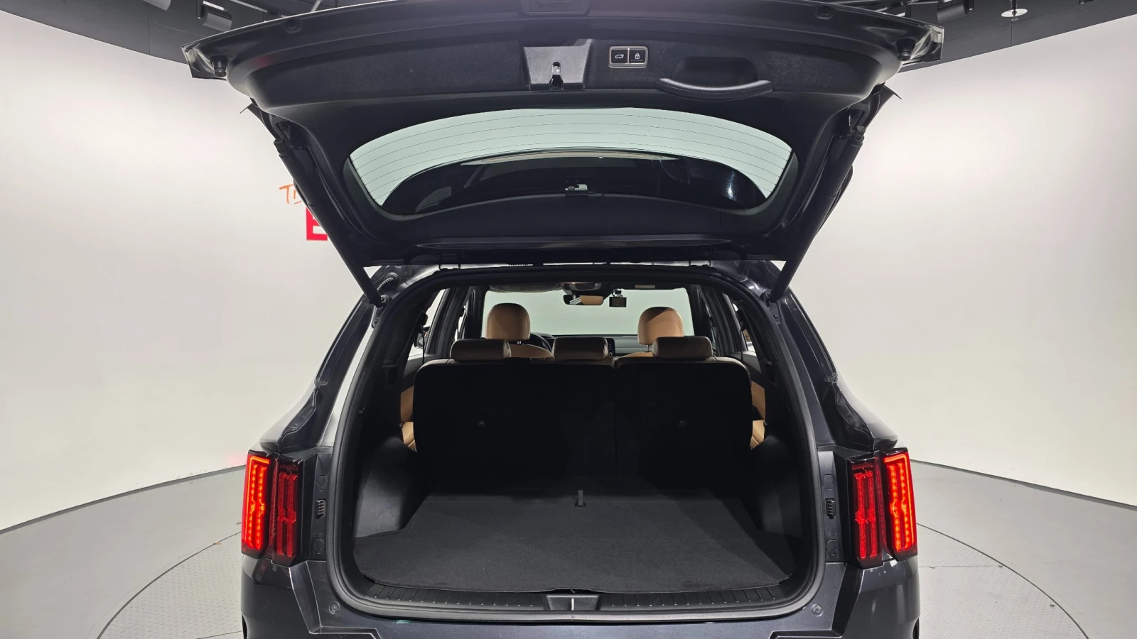 Kia Sorento 2.2 CRDi Prestige, снимка 15 - Автомобили и джипове - 55941948