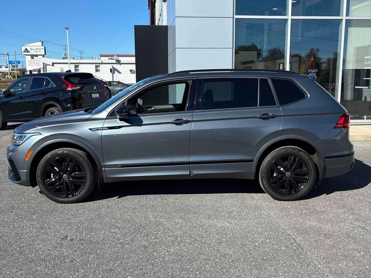 VW Tiguan * Comfortline R Line Black Edition * CARFAX * ���� | Mobile.bg � ����������� 2