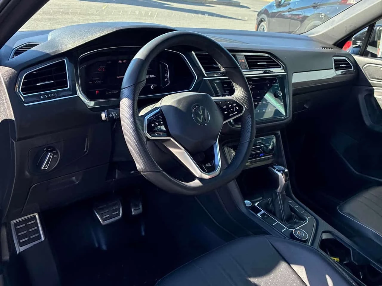 VW Tiguan * Comfortline R Line Black Edition * CARFAX * ���� | Mobile.bg � ����������� 8