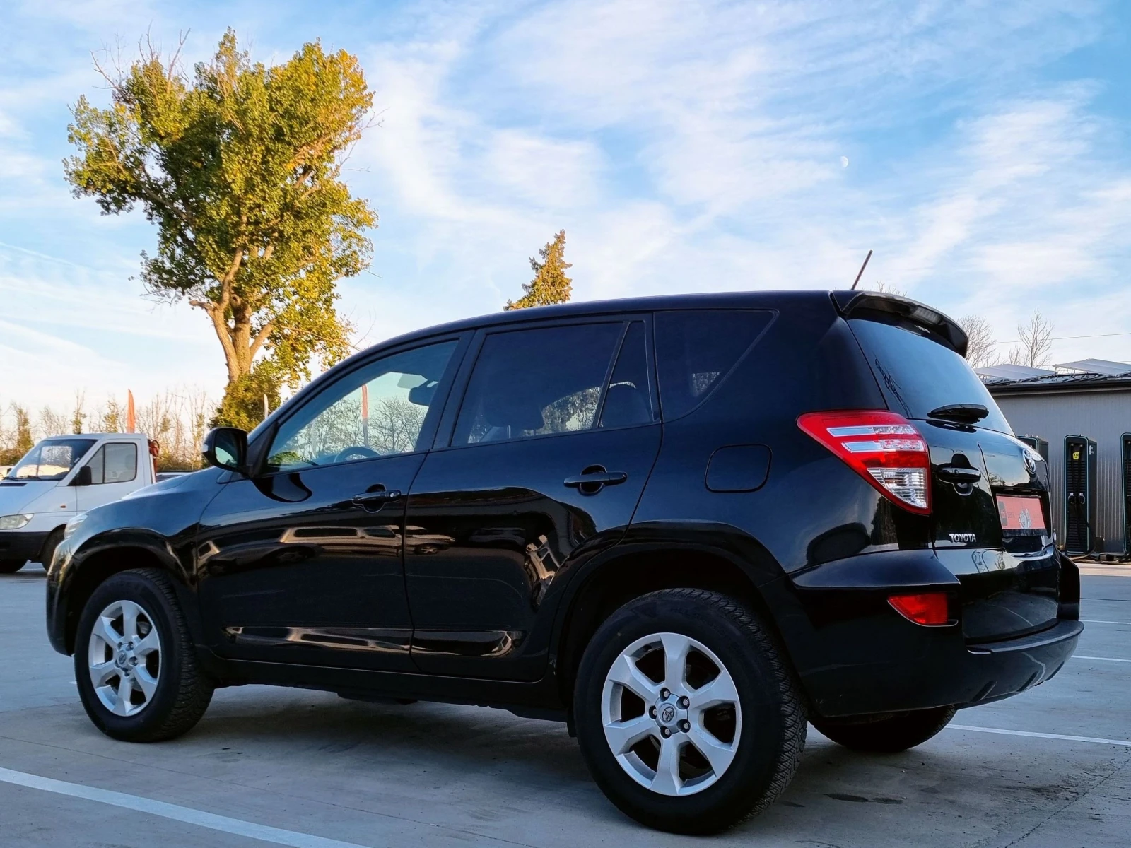 Toyota Rav4 2.2 D4D 150 ��. 4�4 ����5 KEYLES ��������� ������  | Mobile.bg � ����������� 10