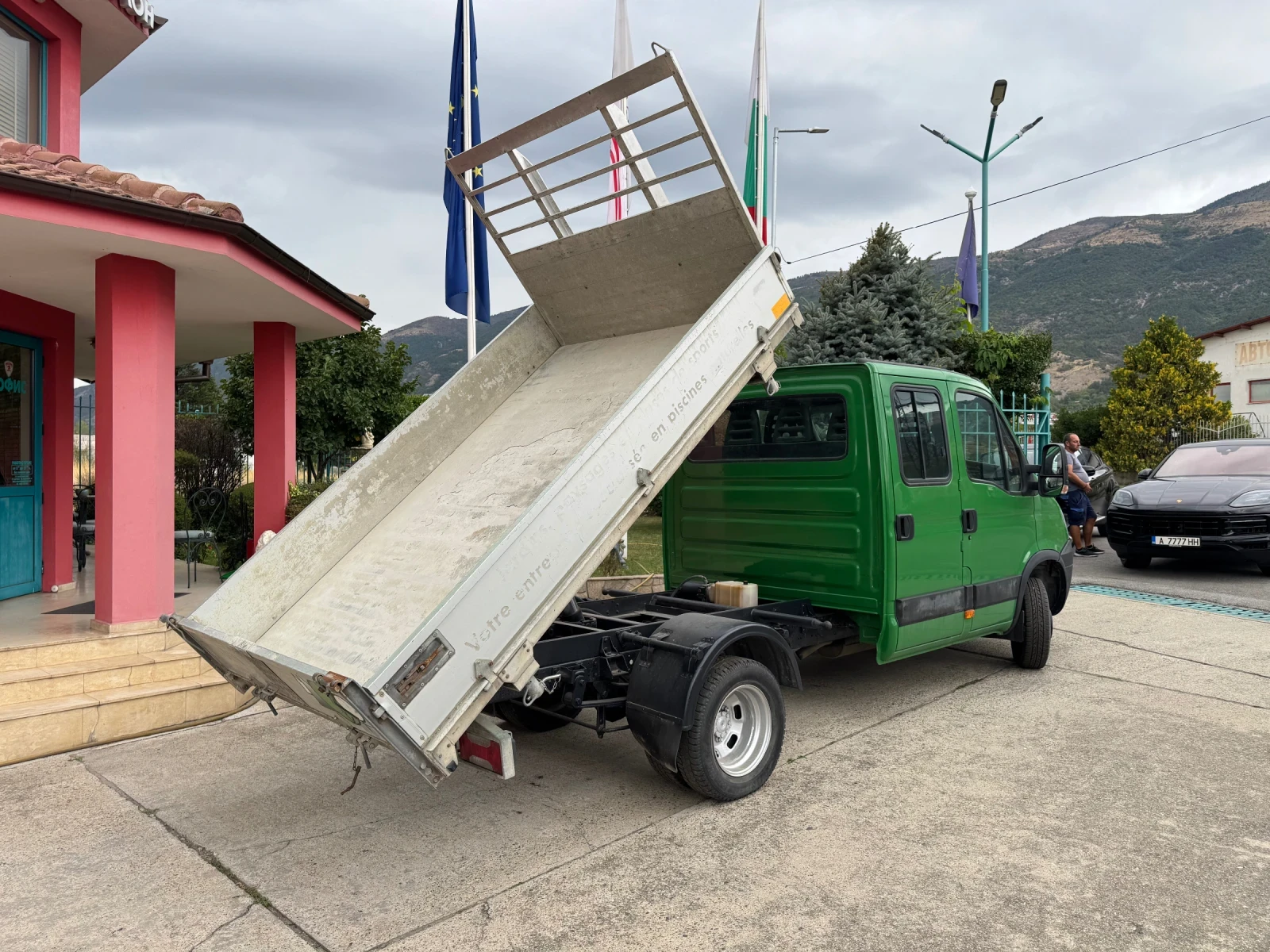 Iveco Daily 35C12* 2.3 HPI* 6+ 1места* Тристранен самосвал - изображение 10