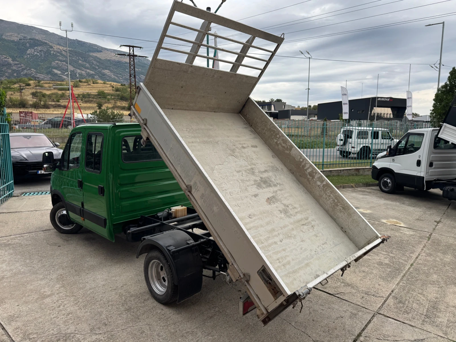 Iveco Daily 35C12* 2.3 HPI* 6+ 1места* Тристранен самосвал - изображение 8