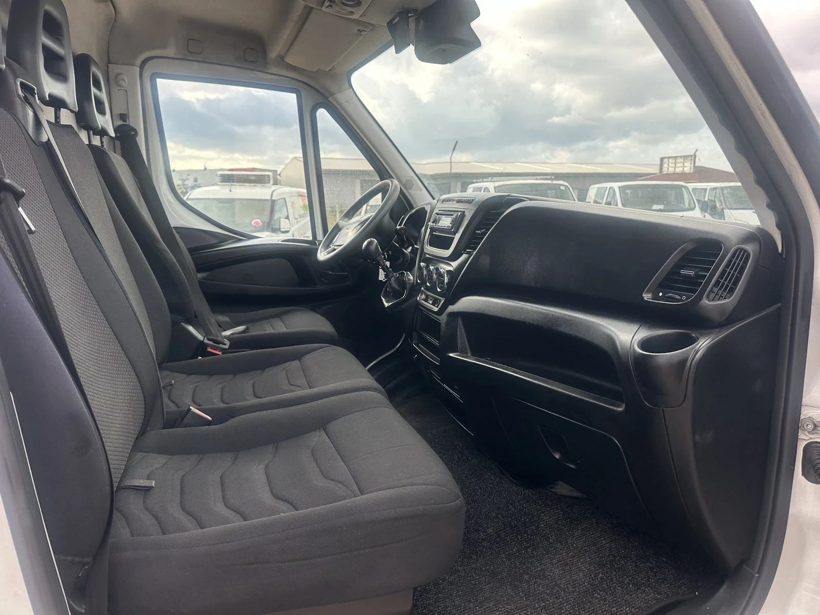 Iveco 35s13 | Mobile.bg   11