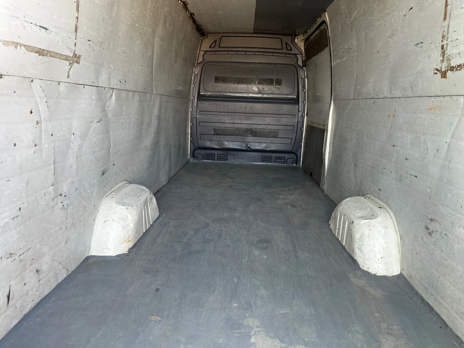 VW Crafter, снимка 5 - Бусове и автобуси - 54490403