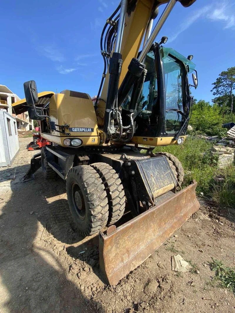 Багер Cat 318, снимка 2 - Индустриална техника - 50639826