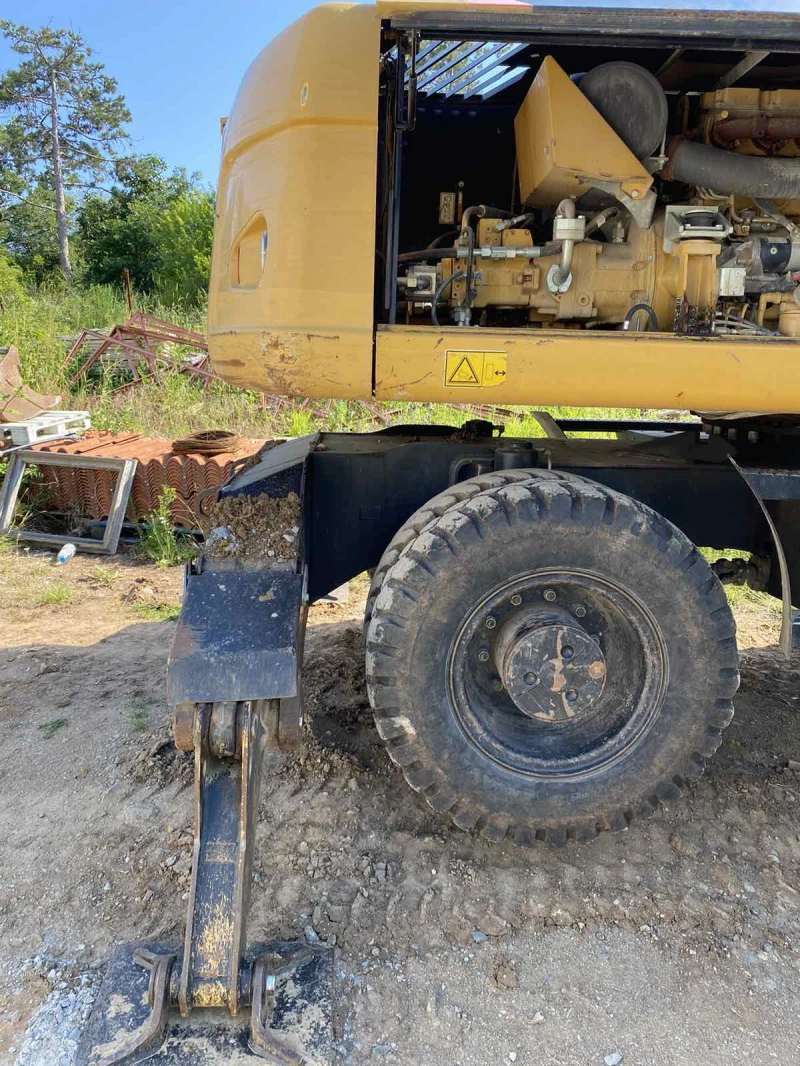 Багер Cat 318, снимка 11 - Индустриална техника - 50639826