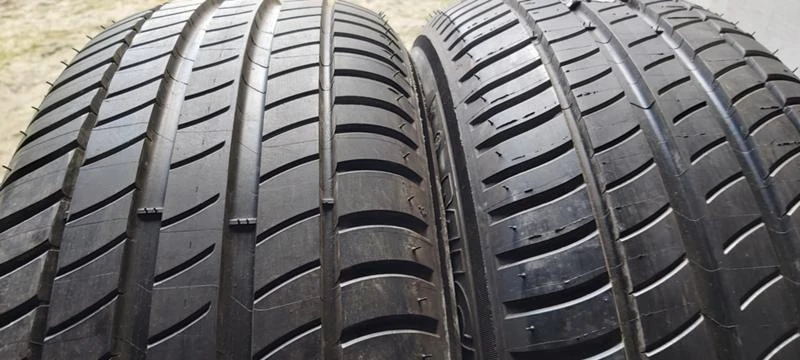 Гуми Летни 215/60R17, снимка 2 - Гуми и джанти - 32557632