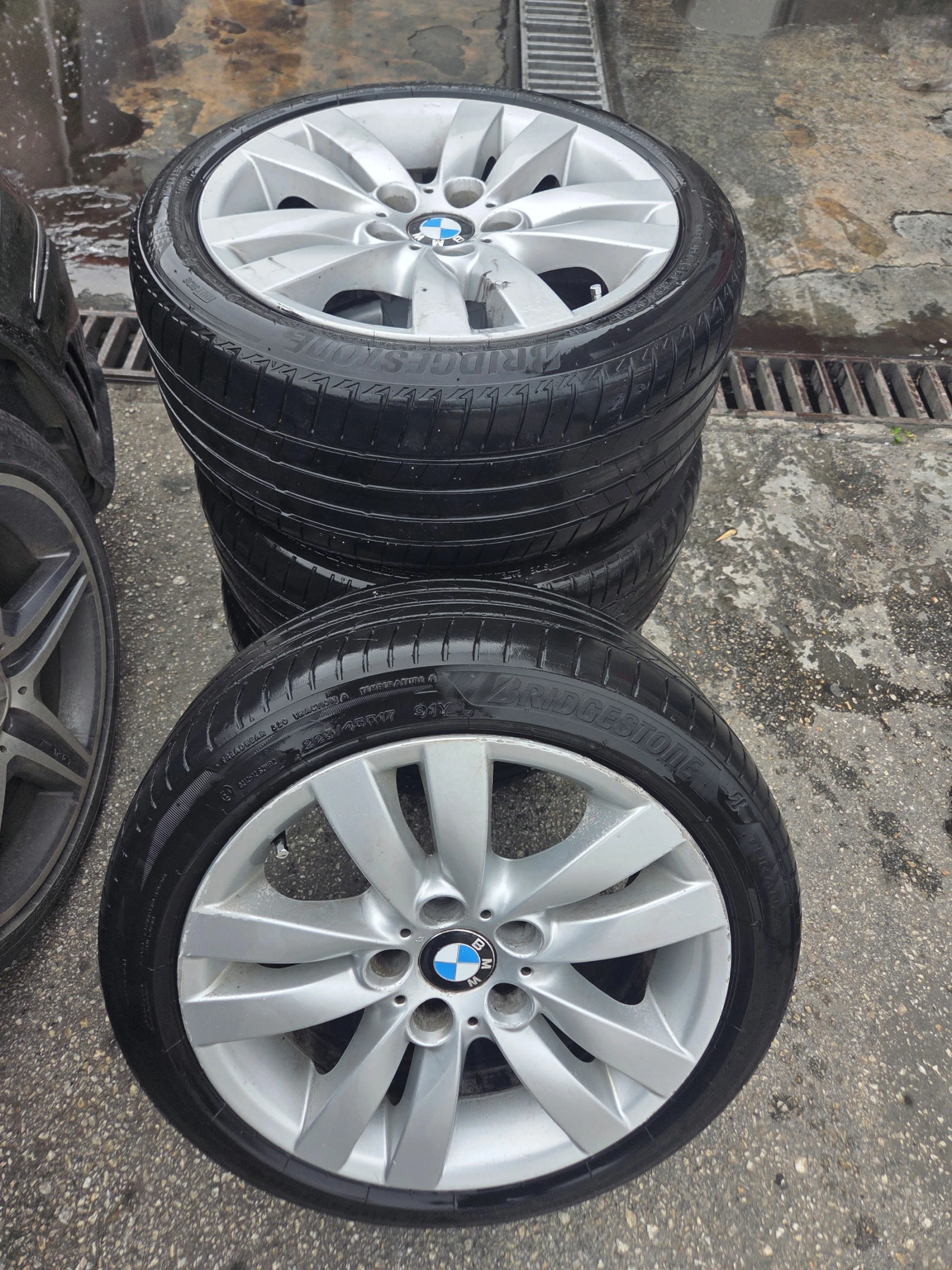 ���� � ������ 225/45R17 �� BMW 320 | Mobile.bg � ����������� 3