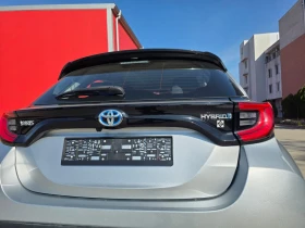 Toyota Yaris 1.5 Hybrid / Гаранция 2033 , снимка 6