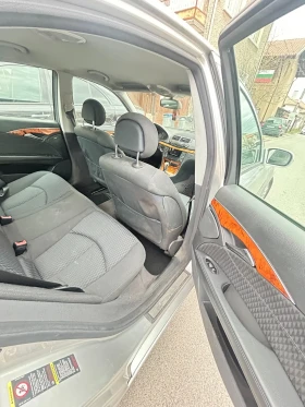 Mercedes-Benz E 220, снимка 5