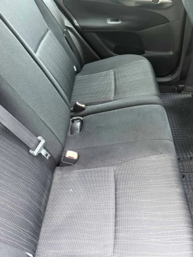 Toyota Auris 1.4 D, снимка 10