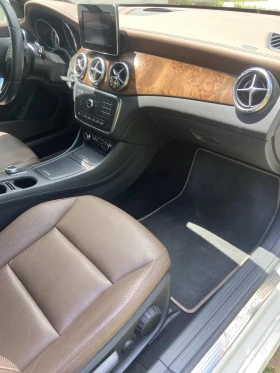 Mercedes-Benz CLA 180, снимка 14