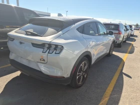 Ford Mustang Mach-E Select AWD, снимка 3