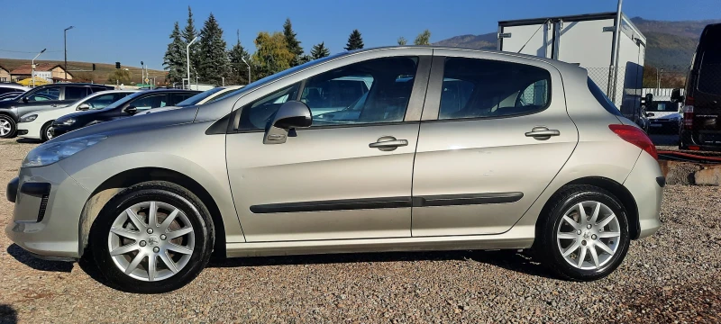 Peugeot 308 113 000км, снимка 4 - Автомобили и джипове - 47727885