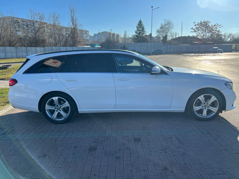 Mercedes-Benz E 200, снимка 7 - Автомобили и джипове - 48390470