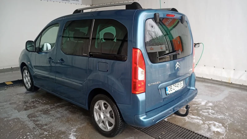 Citroen Berlingo Газ-Бензин фабрично, снимка 2 - Автомобили и джипове - 48694629