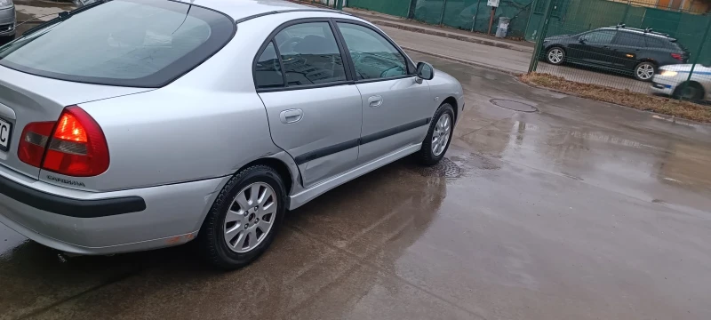 Mitsubishi Carisma, снимка 4 - Автомобили и джипове - 49183726