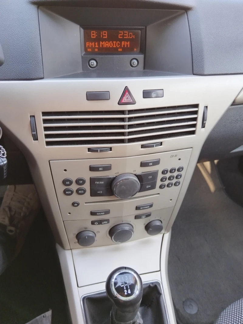 Opel Astra БЪЛГАРИЯ, снимка 9 - Автомобили и джипове - 52409534