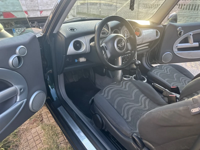 Mini One, снимка 8 - Автомобили и джипове - 51753856