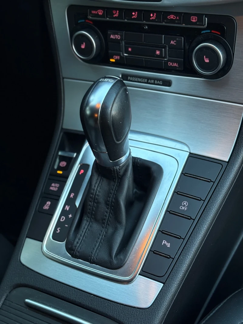 VW Passat 2.0 170TDI само предно DSG, снимка 9 - Автомобили и джипове - 52645517