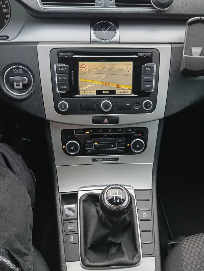 VW Passat 1.9-D-NAVI-КЛИМАТРОНИК, снимка 11 - Автомобили и джипове - 52641322