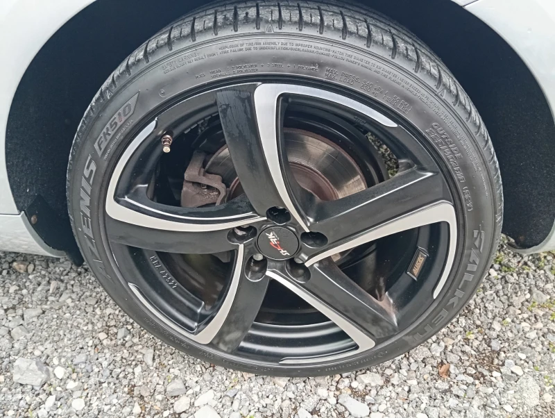 VW Passat 1.9-D-NAVI-КЛИМАТРОНИК, снимка 17 - Автомобили и джипове - 52641322