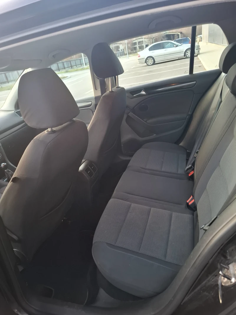 VW Golf, снимка 10 - Автомобили и джипове - 53201971