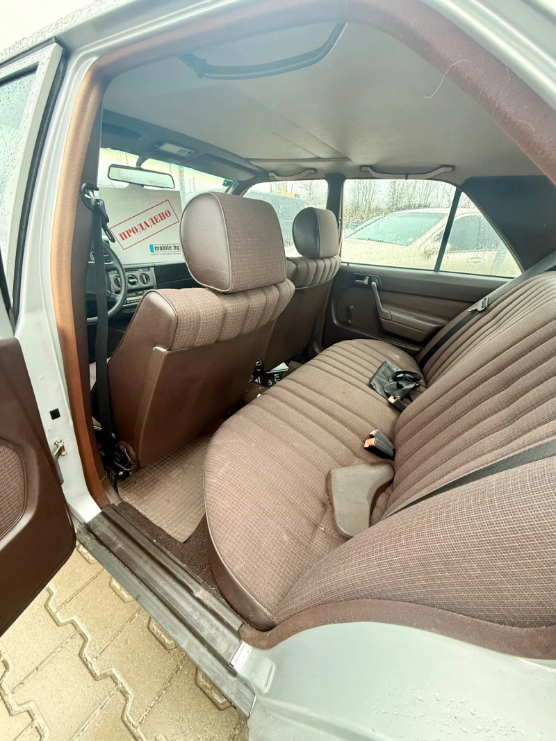 Mercedes-Benz 190 2.6* Автоматик* Реален* Бартер* Топ* Люк* , снимка 11 - Автомобили и джипове - 53450960