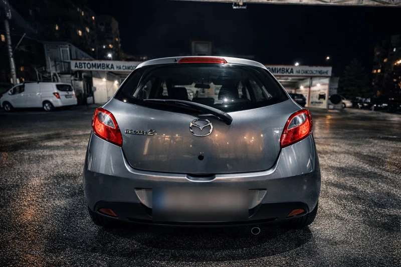 Mazda 2 Mazda 2 - 1.3 бензин 75 к.с., снимка 2 - Автомобили и джипове - 53541132