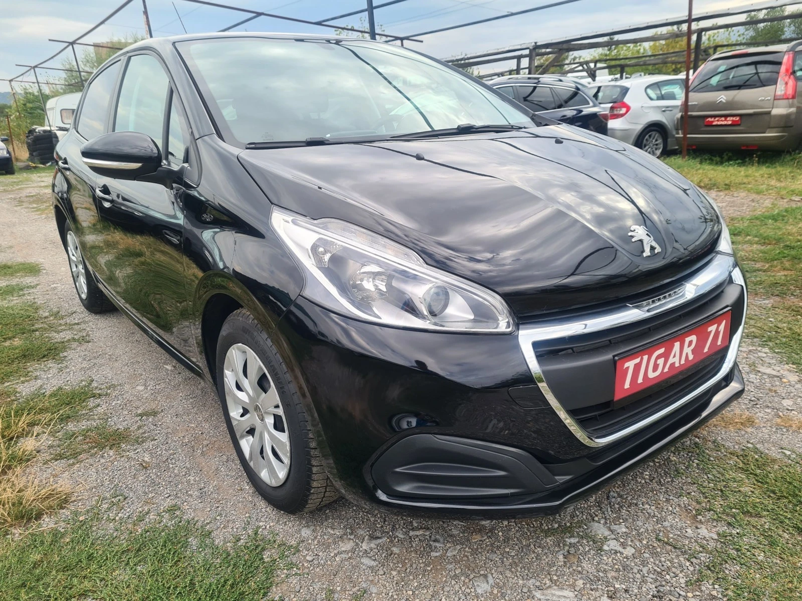 Peugeot 208 1.6HDi 100p.s - изображение 3