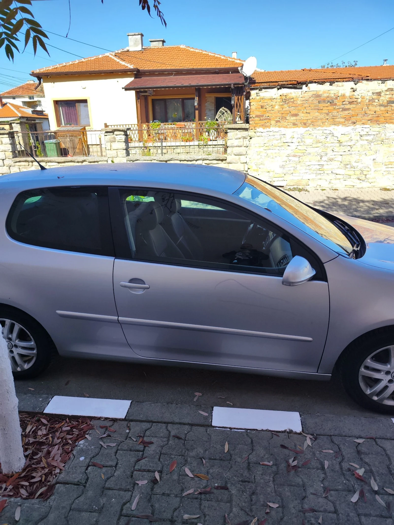 VW Golf Golf 5.  1.6 - изображение 4