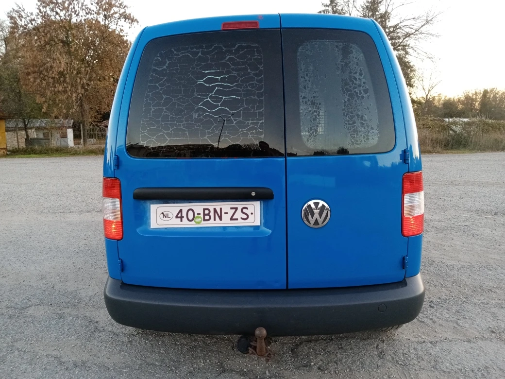 VW Caddy 2.0SDI-70к.с. - изображение 9