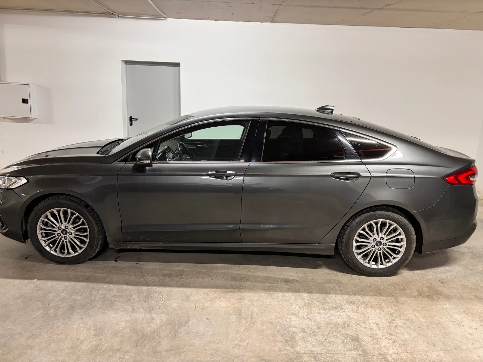 Ford Mondeo  - изображение 7