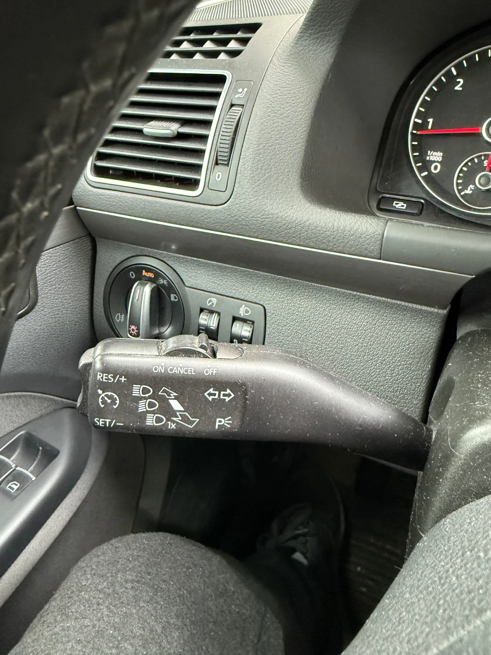 VW Touran  - изображение 8