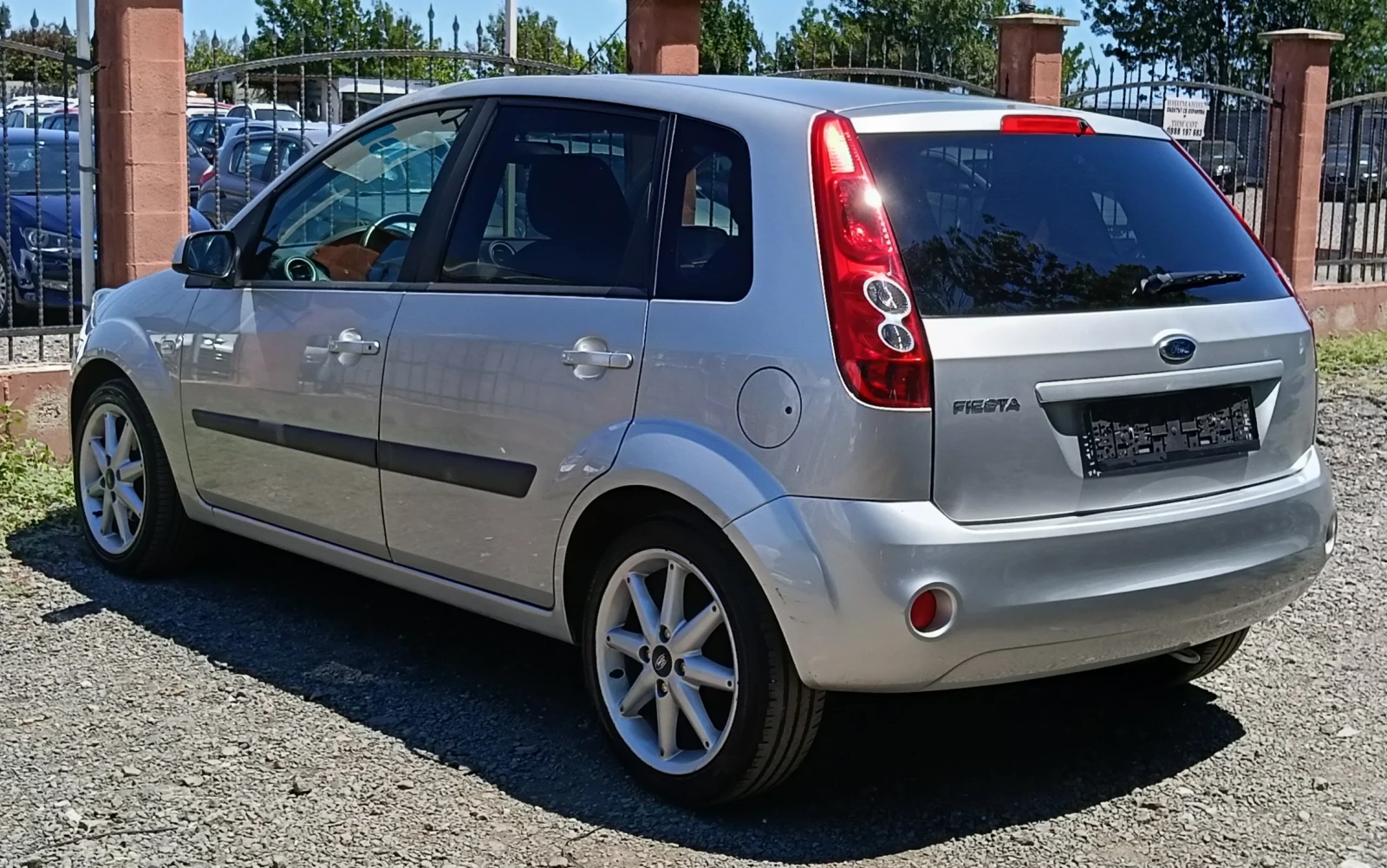 Ford Fiesta 1.25i - изображение 6