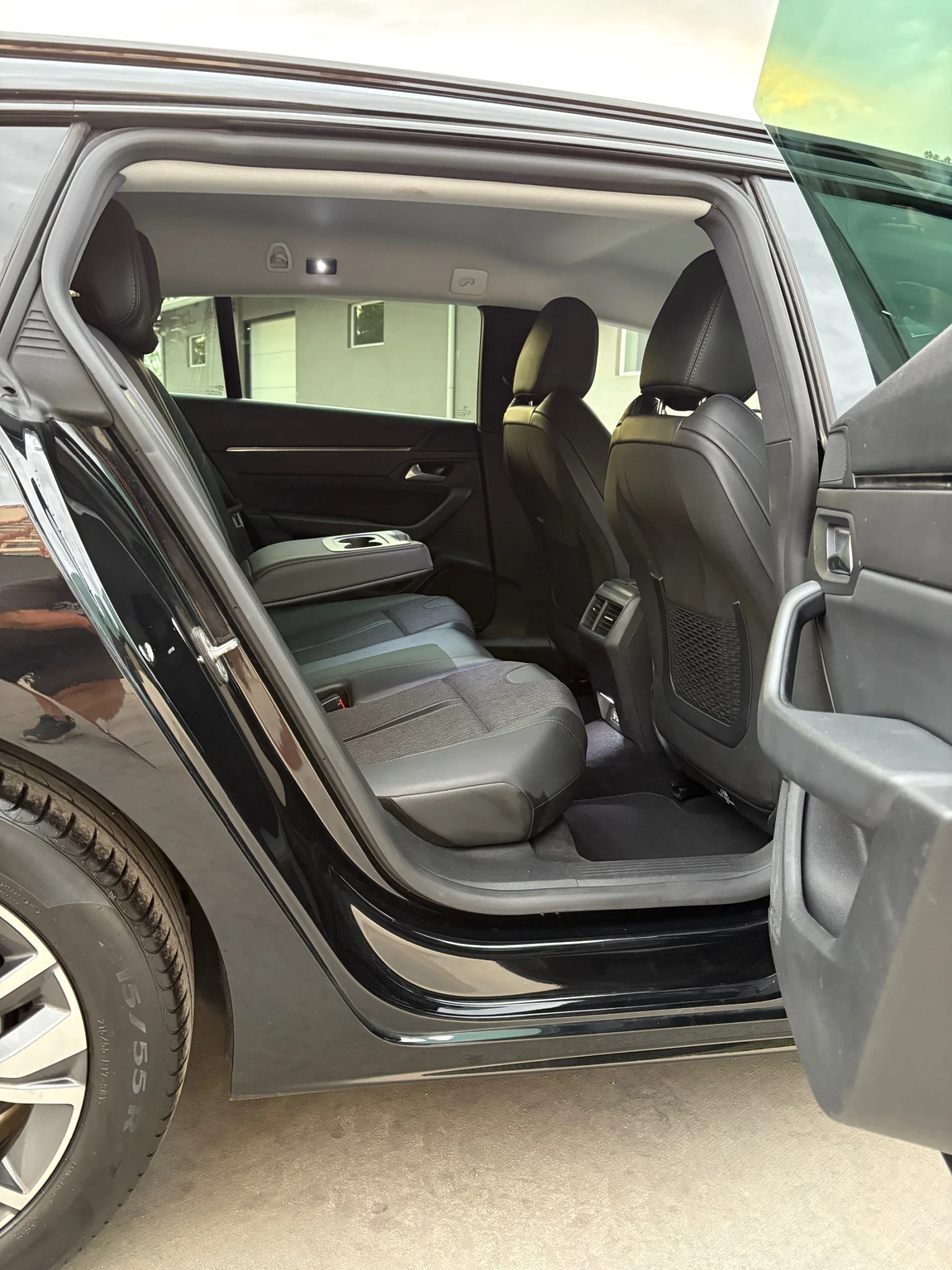 Peugeot 508 Plug in Hybrid 225kc GT Black Line AT8 | Mobile.bg   15