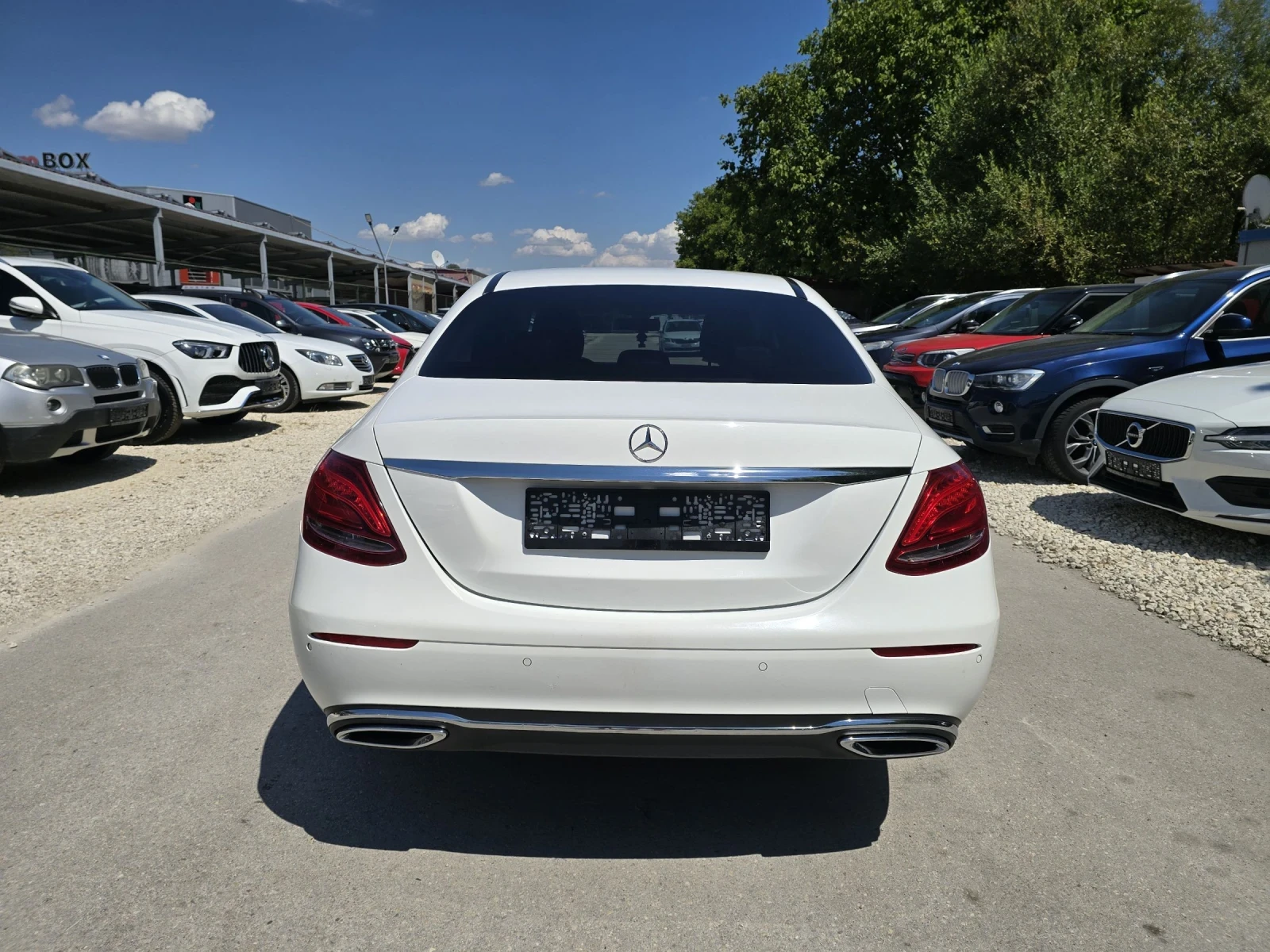 Mercedes-Benz E 220 2.0D 150к.с Топ състояние  - изображение 6