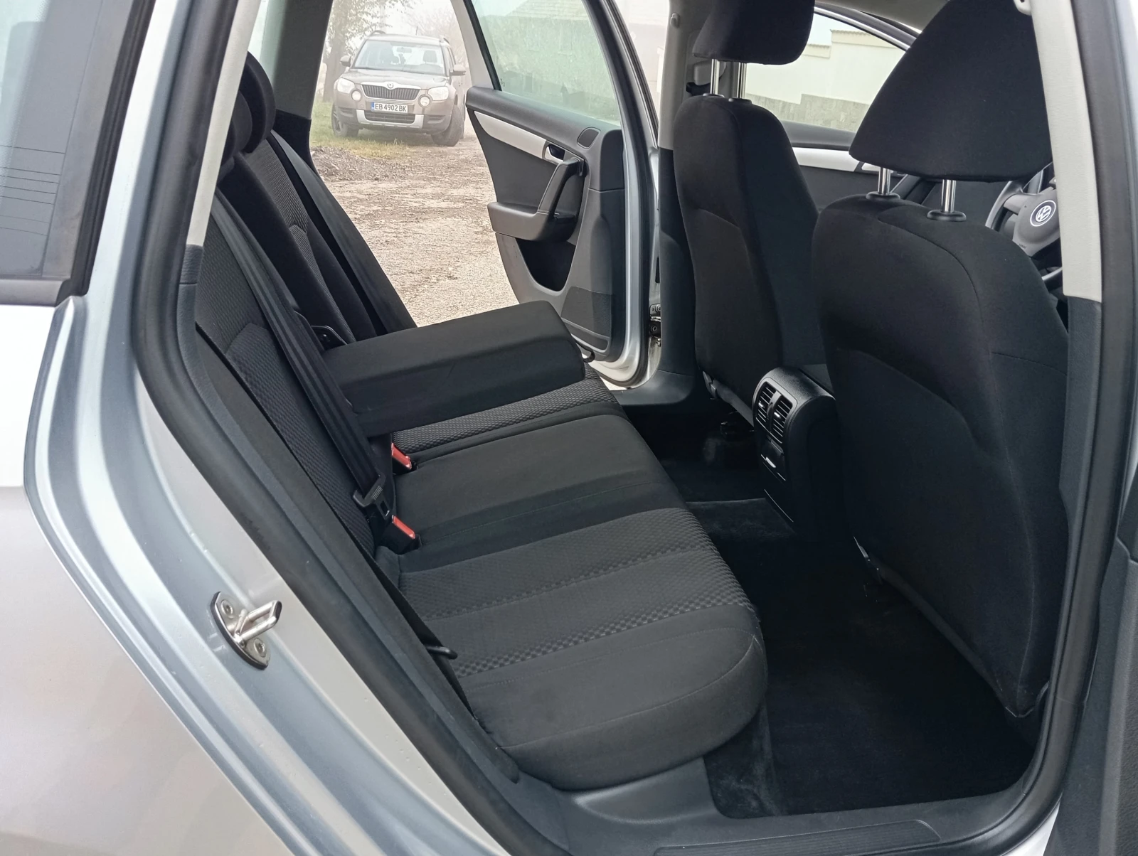 VW Passat 1.9-D-NAVI- | Mobile.bg   14