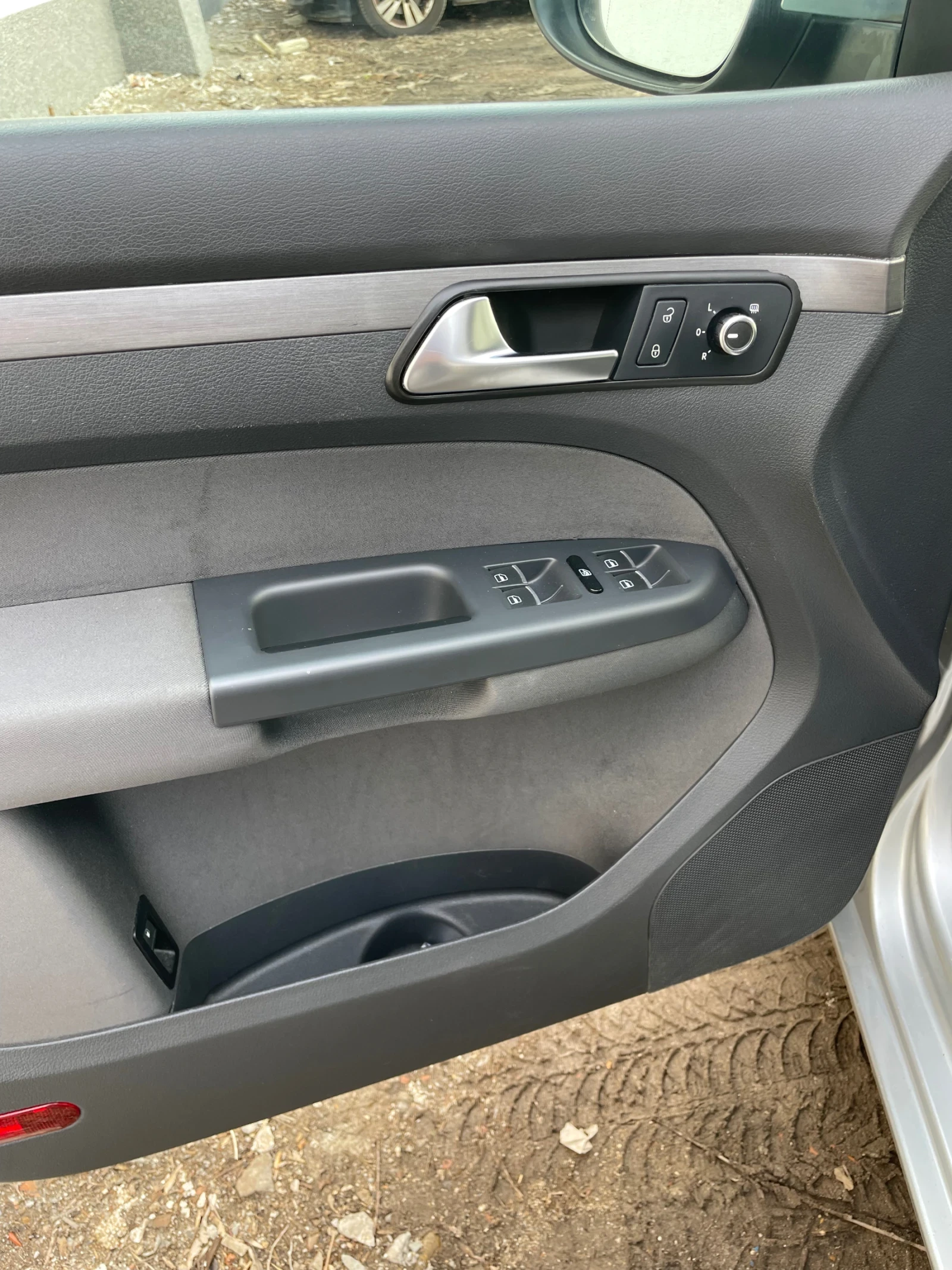 VW Touran 1, 6TDI DSG | Mobile.bg � ����������� 12