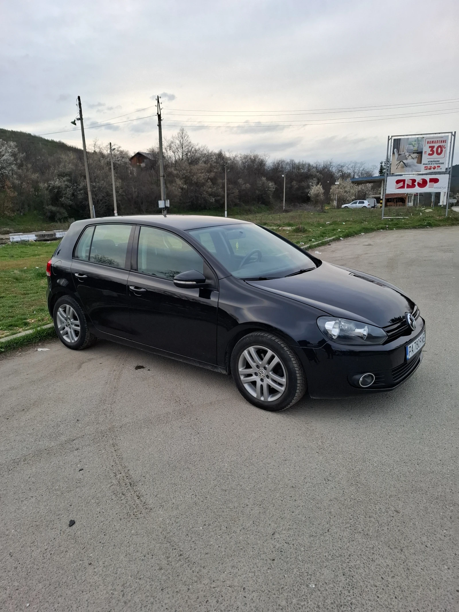 VW Golf, снимка 2 - Автомобили и джипове - 53675463