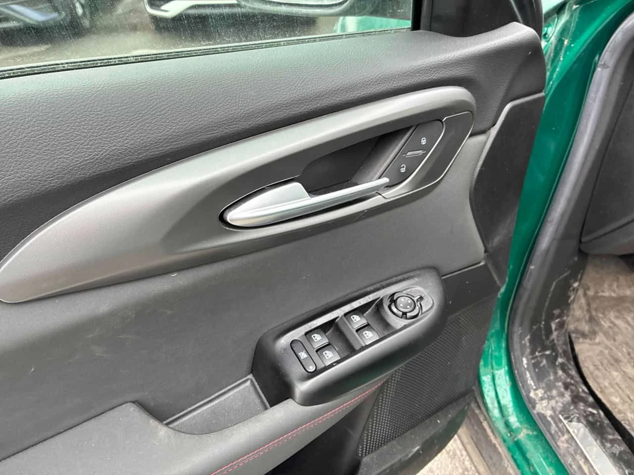 Alfa Romeo Tonale * Veloce * PANO* KEYLESS* ПОДГРЕВ* , снимка 12 - Автомобили и джипове - 54039281