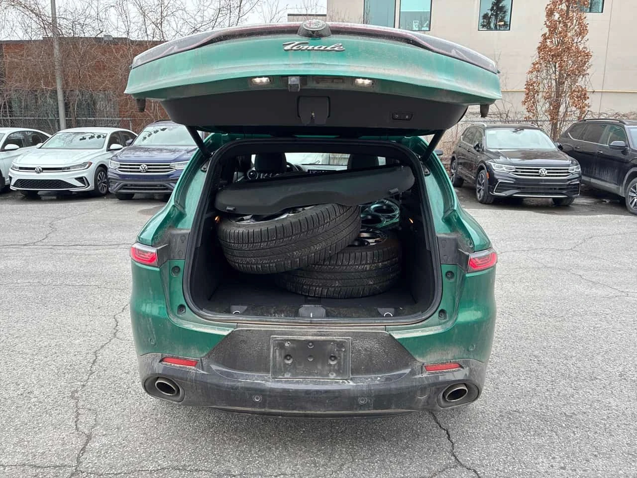 Alfa Romeo Tonale * Veloce * PANO* KEYLESS* ПОДГРЕВ* , снимка 13 - Автомобили и джипове - 54039281