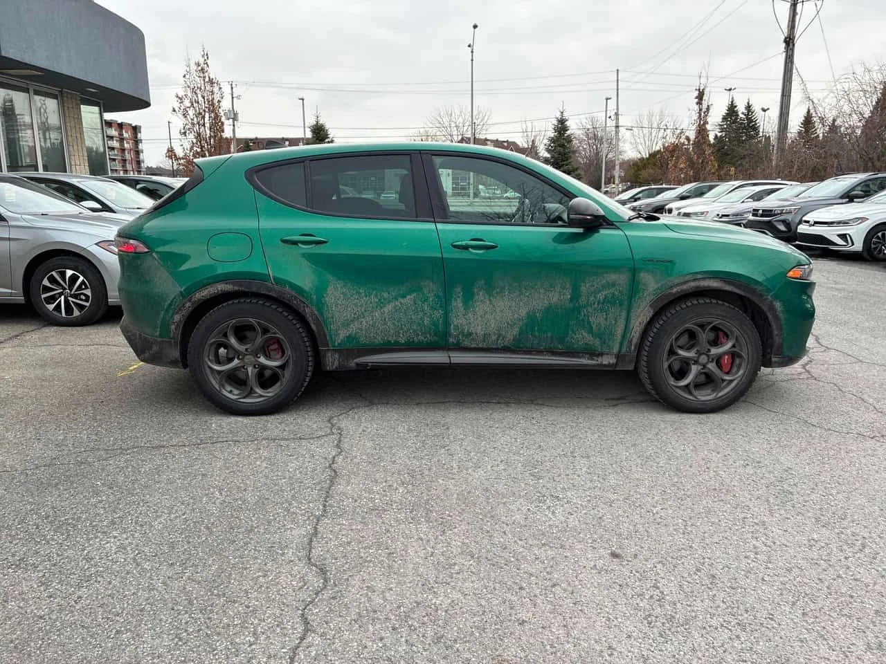 Alfa Romeo Tonale * Veloce * PANO* KEYLESS* ПОДГРЕВ* , снимка 3 - Автомобили и джипове - 54039281