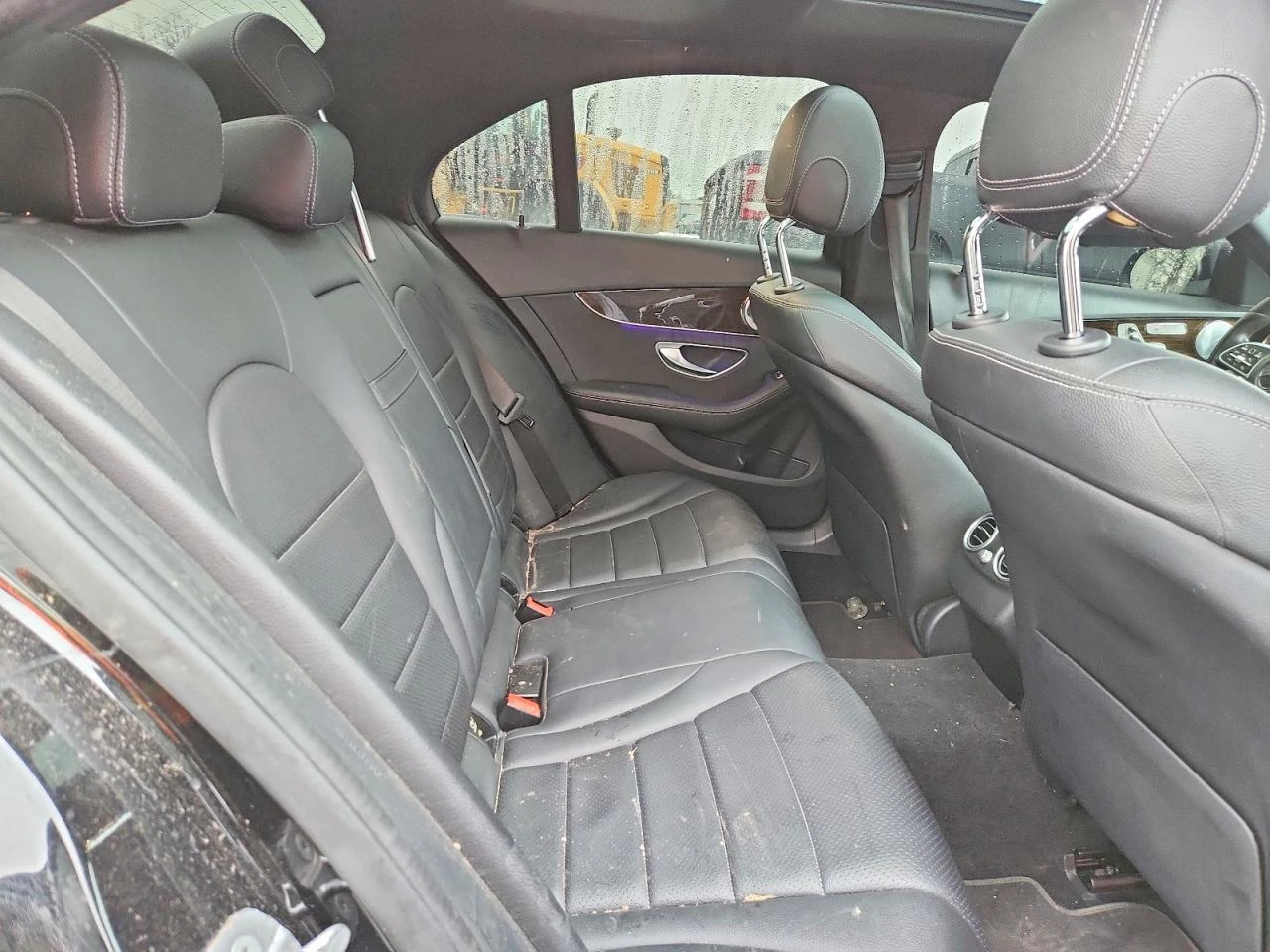 Mercedes-Benz C 300 4MATIC, снимка 10 - Автомобили и джипове - 54257186