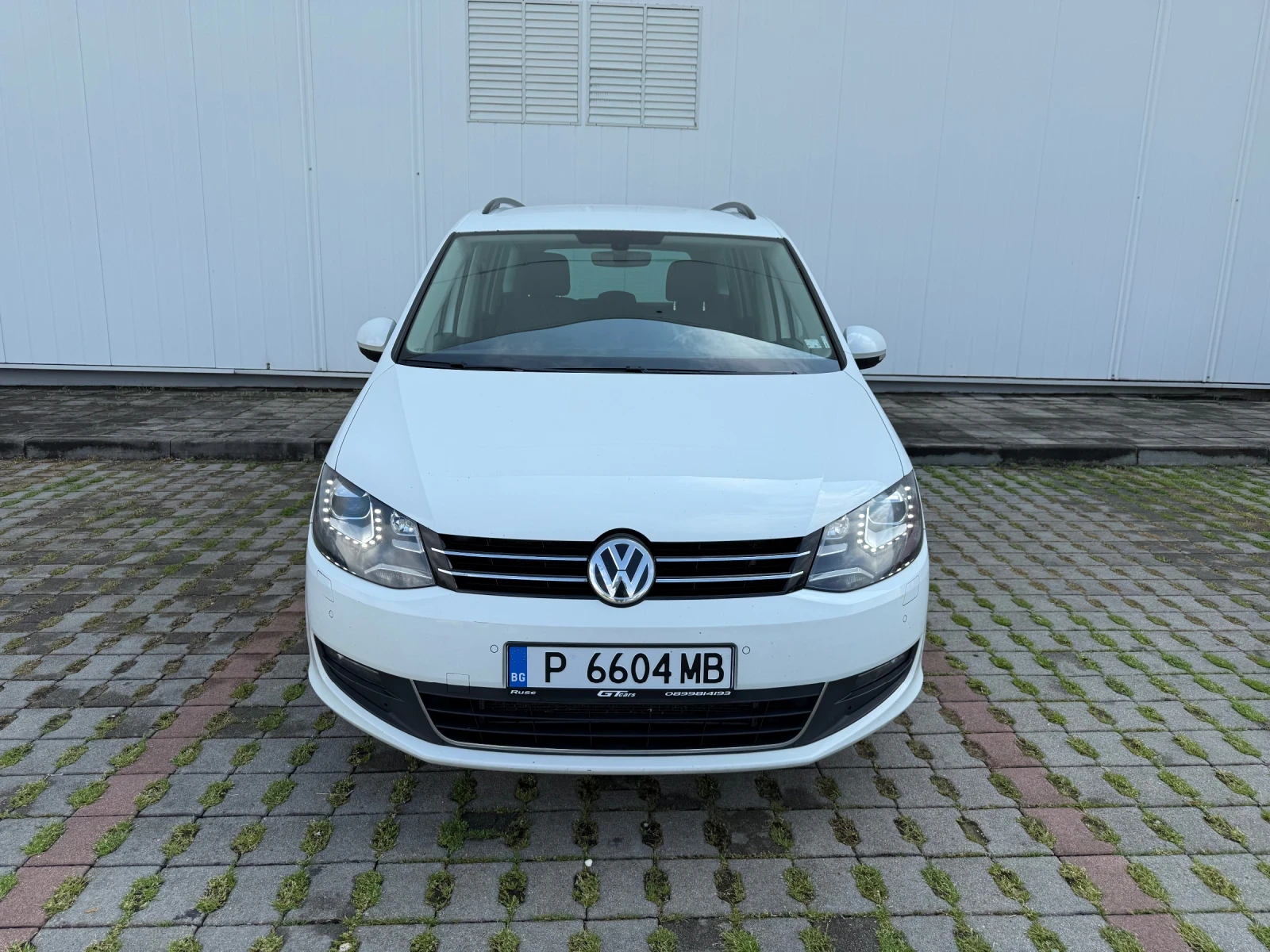VW Sharan 2.0TDI 150ps FACELIFT, снимка 8 - Автомобили и джипове - 54654392