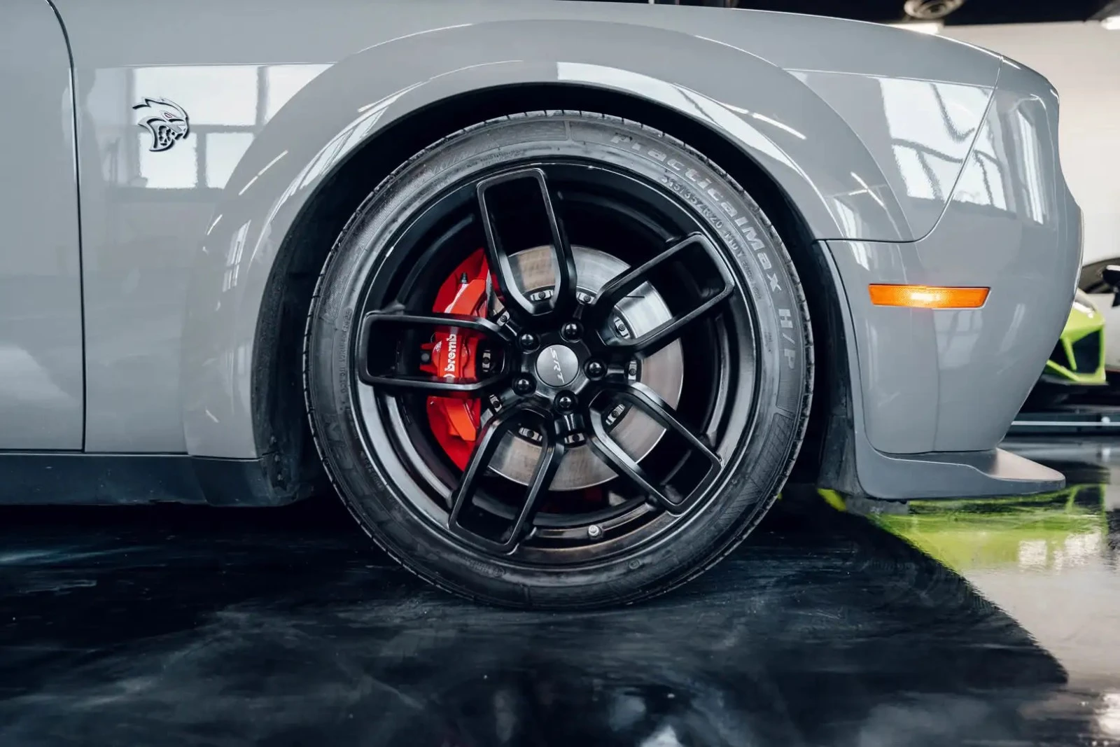 Dodge Challenger SRT HELLCAT REDEYE РЕГИСТРАЦИЯ & АВТО КРЕДИТ, снимка 5 - Автомобили и джипове - 54741924