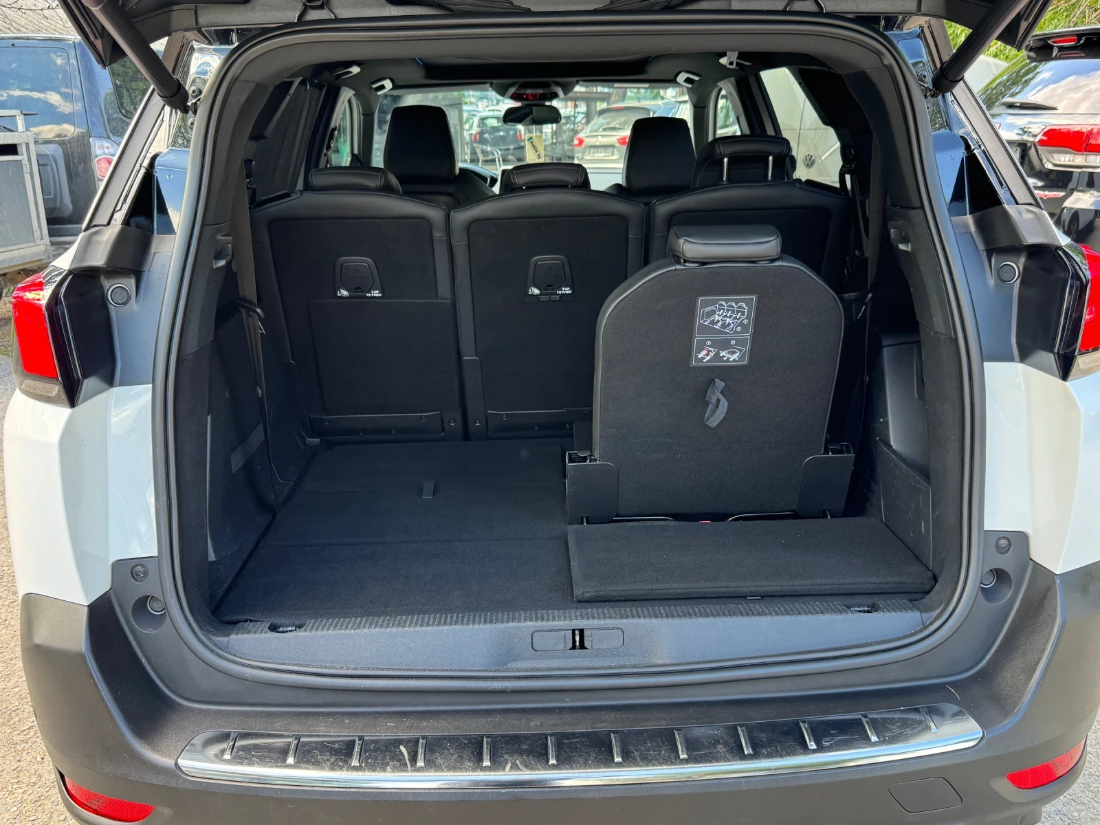 Peugeot 5008 2.0-181кс! GT_Line! Nova!, снимка 16 - Автомобили и джипове - 54744156