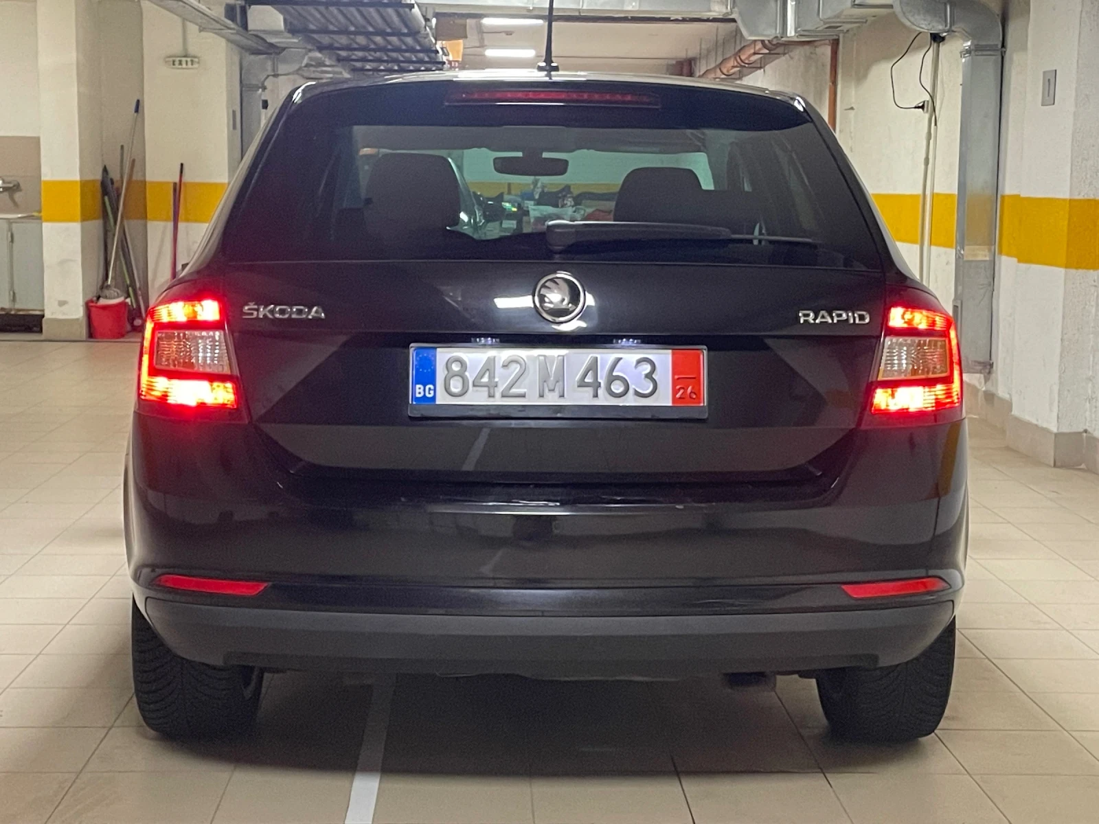 Skoda Rapid TDI 90ks Automatic Parktronic , снимка 7 - Автомобили и джипове - 54763728
