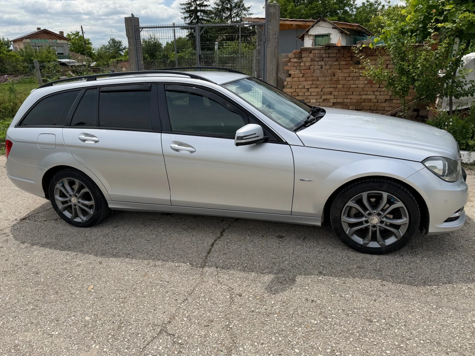 Mercedes-Benz C 200 Mercedes C200 W204, снимка 3 - Автомобили и джипове - 54885534