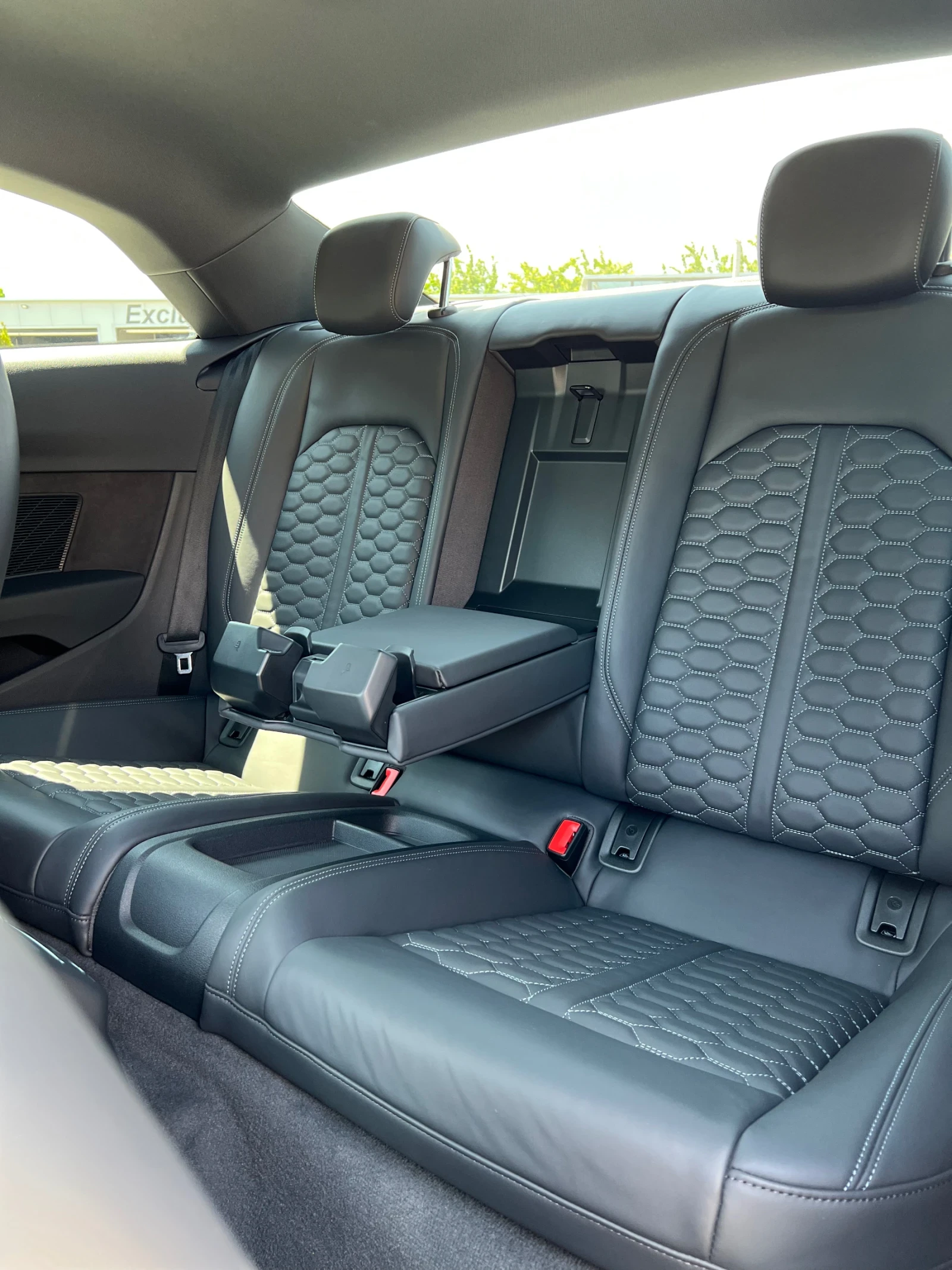 Audi Rs5 CARBON| CERAMIC| ALCANTARA| , снимка 11 - Автомобили и джипове - 55042222